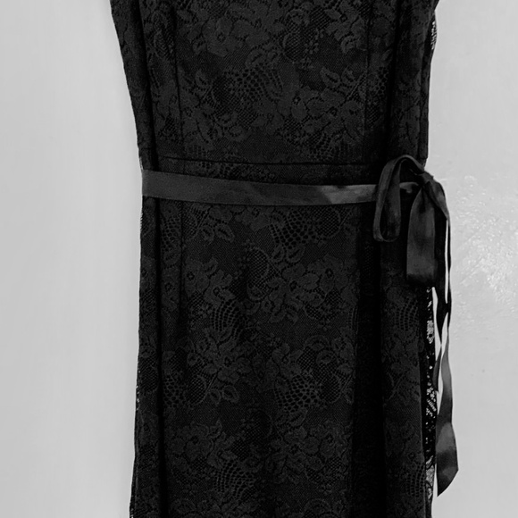 Isaac Mizrahi for Target Black Lace Sheath Dress S 10 | Belted | Sleeveless - Picture 6 of 10